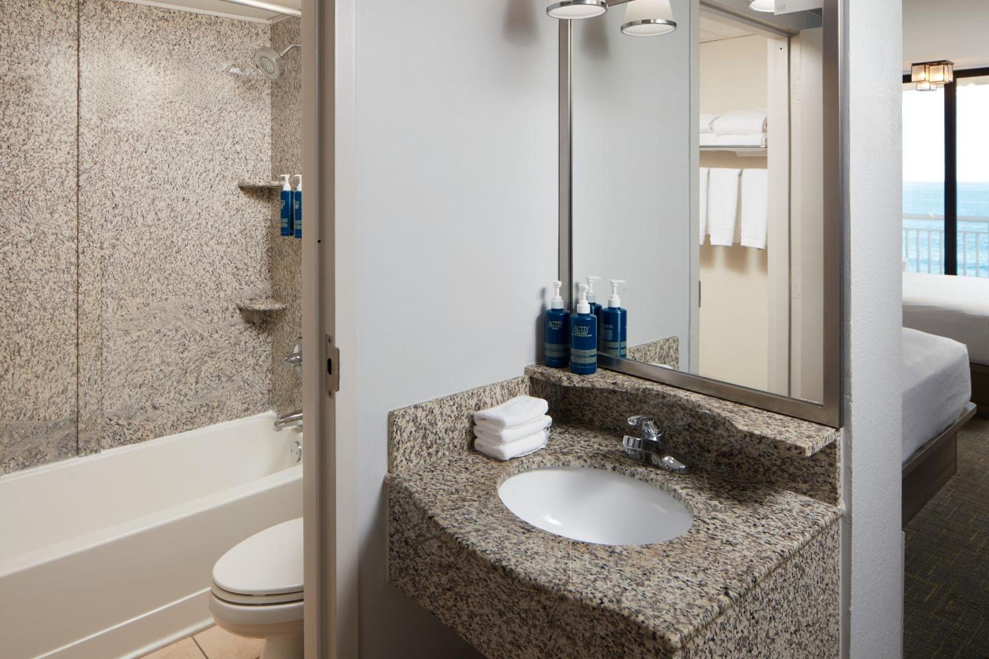 Hotel Four Points By Sheraton Virginia Oceanfront 3*