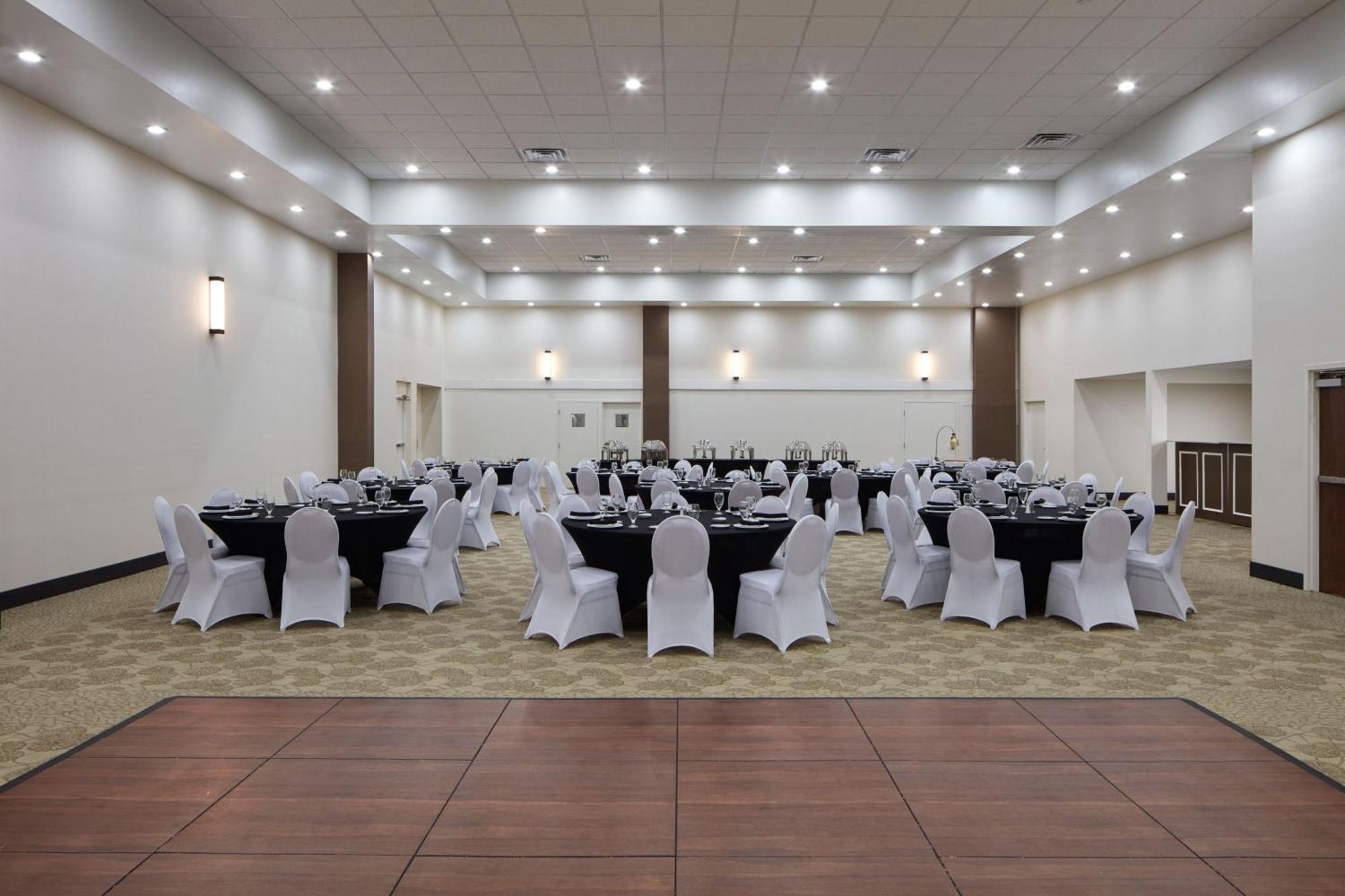 Four Points By Sheraton Virginia Oceanfront Hotel Virginia Beach