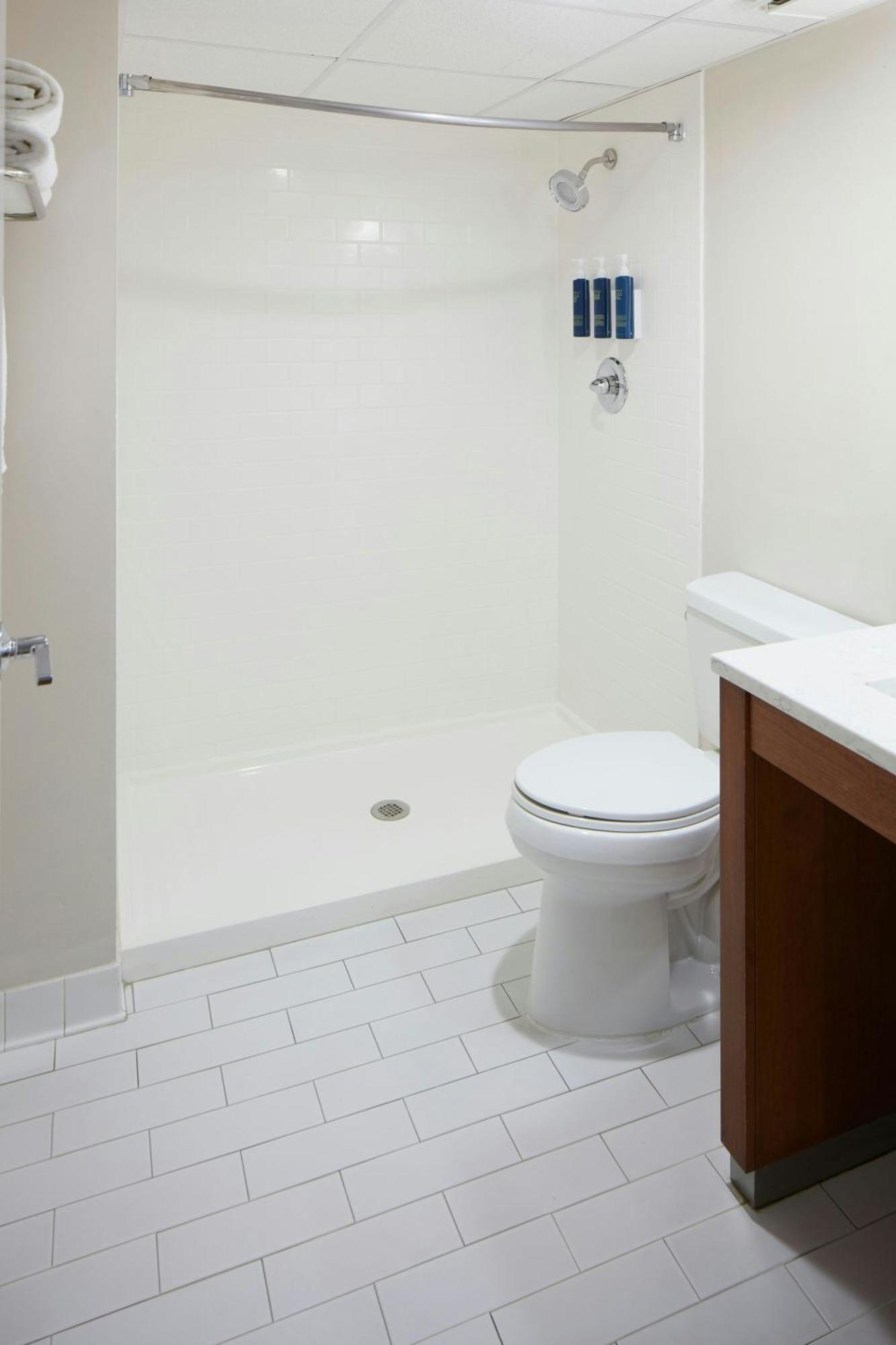 Four Points By Sheraton Virginia Oceanfront Hotel 3*
