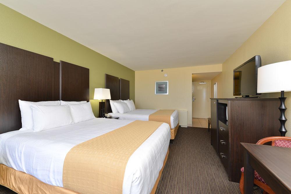 Four Points By Sheraton Virginia Oceanfront Hotel Virginia Beach