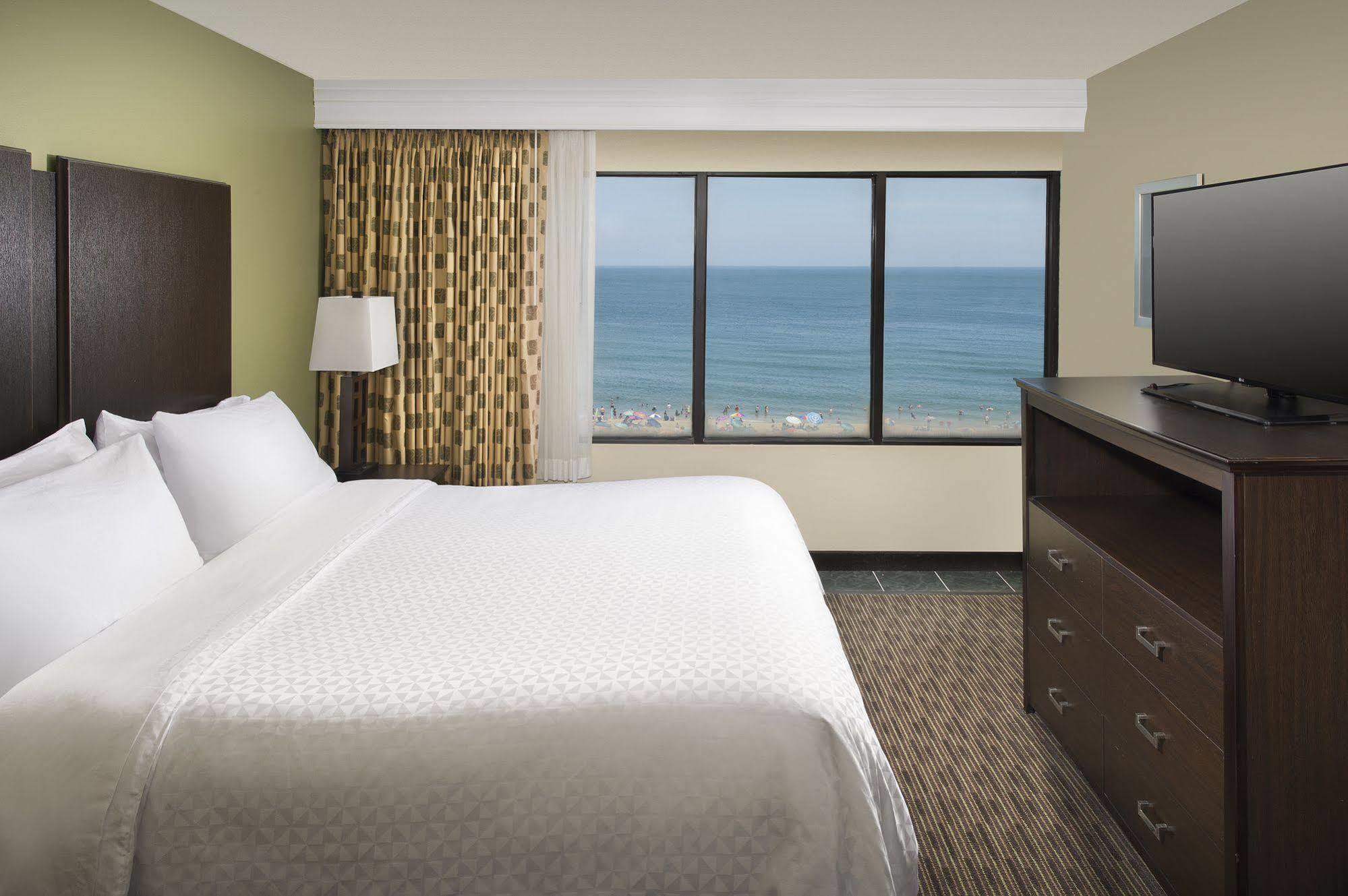 Four Points By Sheraton Virginia Oceanfront Hotel 3*